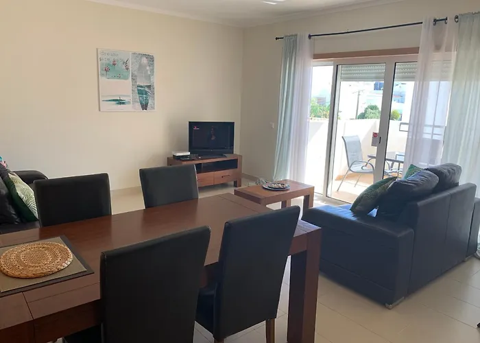 Nectarina - Clube カバナス・デ・タビラ